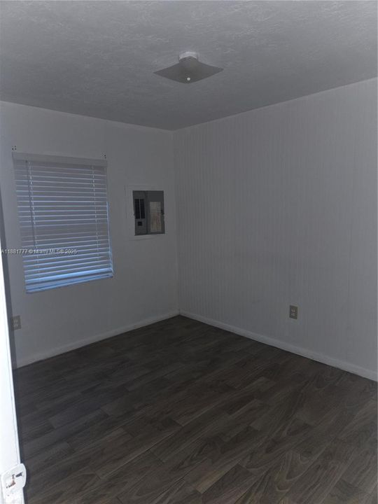 For Rent: $1,375 (2 beds, 2 baths, 1560 Square Feet)