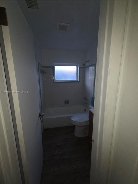 For Rent: $1,375 (2 beds, 2 baths, 1560 Square Feet)