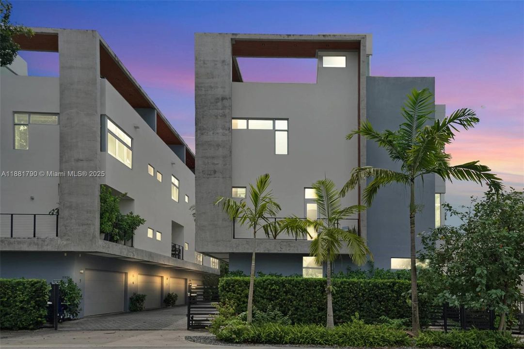 Activo con contrato: $1,339,000 (3 camas, 3 baños, 2332 Pies cuadrados)