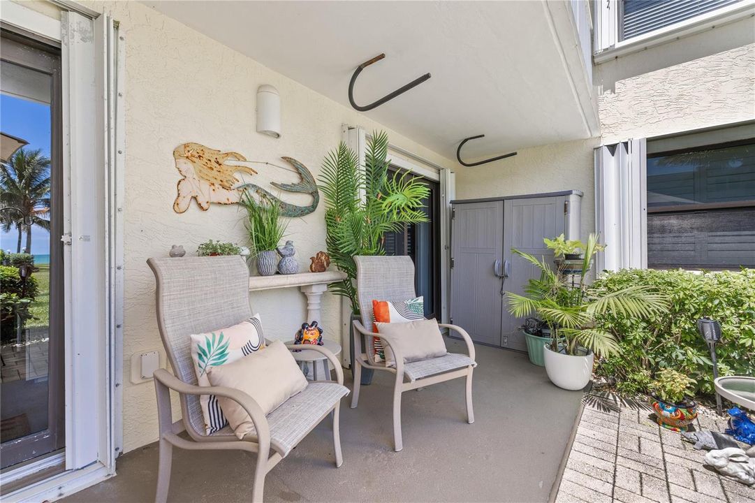 Supersized patio !