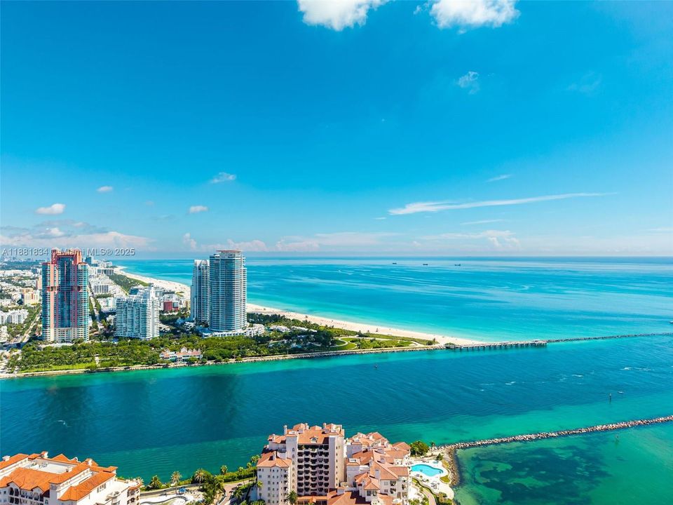 待售: $24,250,000 (4 贝兹, 3 浴室, 5049 平方英尺)