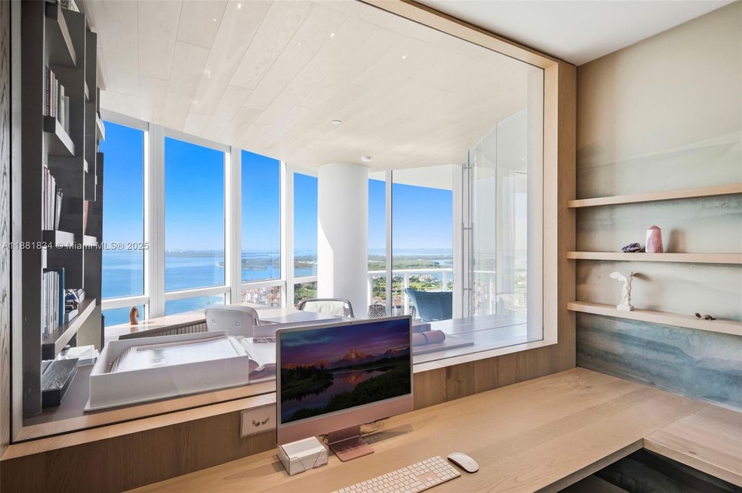 待售: $24,250,000 (4 贝兹, 3 浴室, 5049 平方英尺)