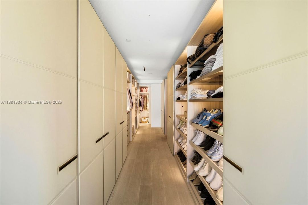 待售: $24,250,000 (4 贝兹, 3 浴室, 5049 平方英尺)