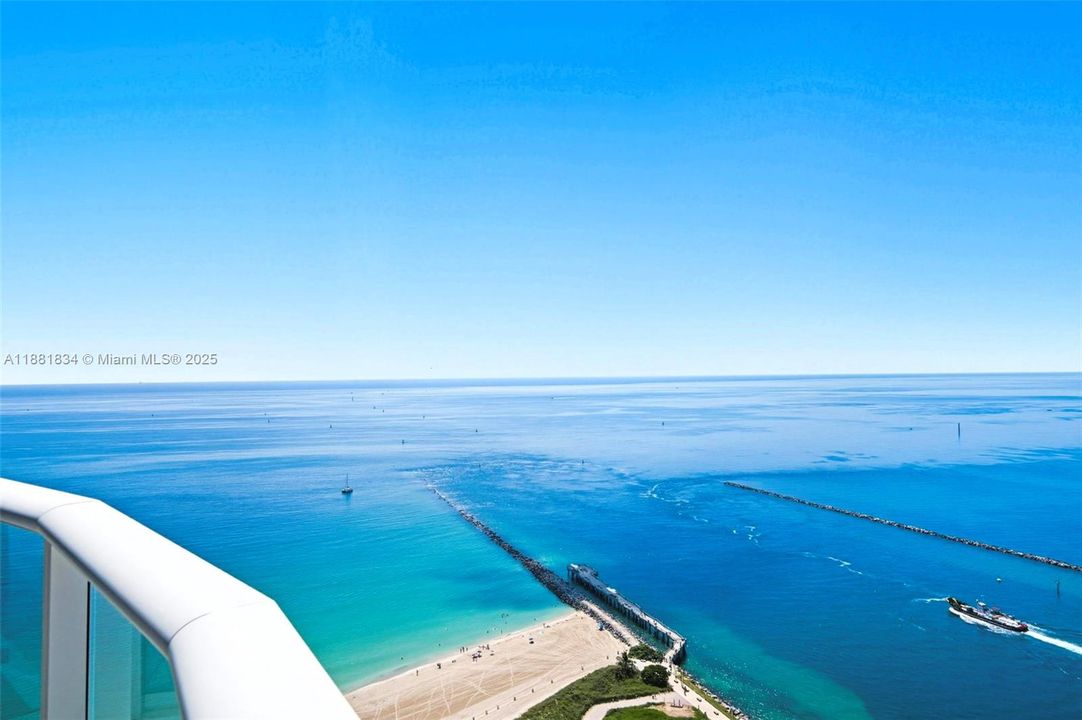 待售: $24,250,000 (4 贝兹, 3 浴室, 5049 平方英尺)