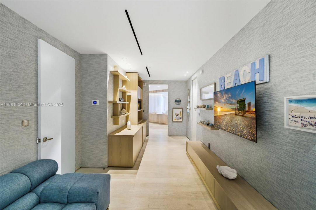 待售: $24,250,000 (4 贝兹, 3 浴室, 5049 平方英尺)