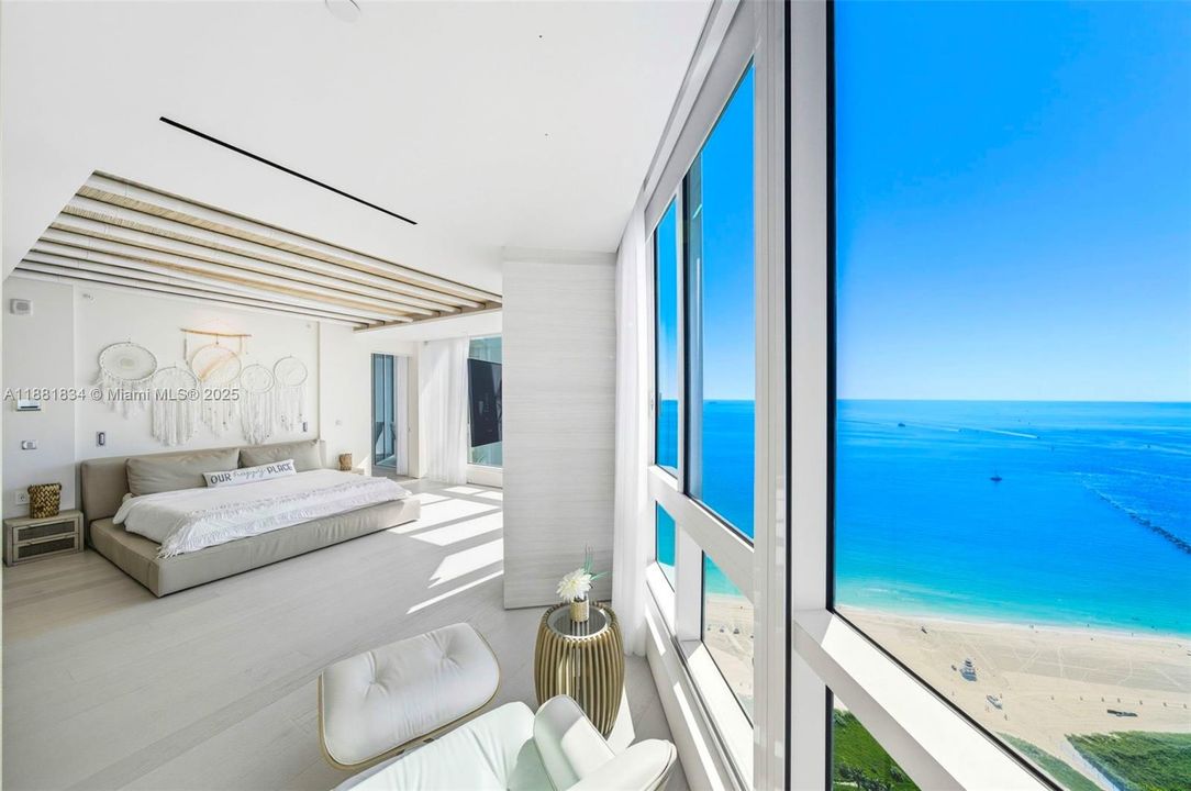 待售: $24,250,000 (4 贝兹, 3 浴室, 5049 平方英尺)