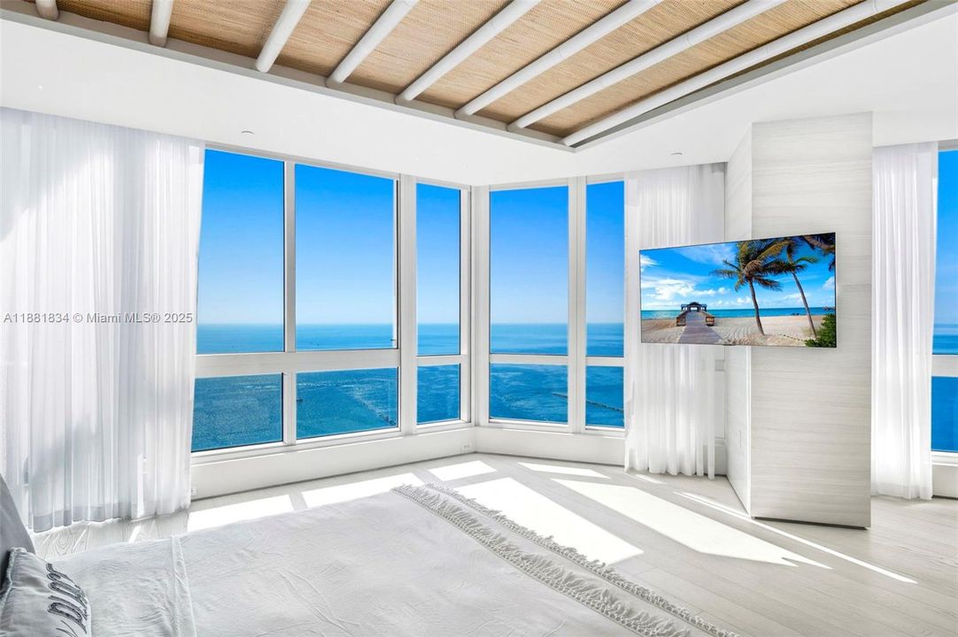 待售: $24,250,000 (4 贝兹, 3 浴室, 5049 平方英尺)