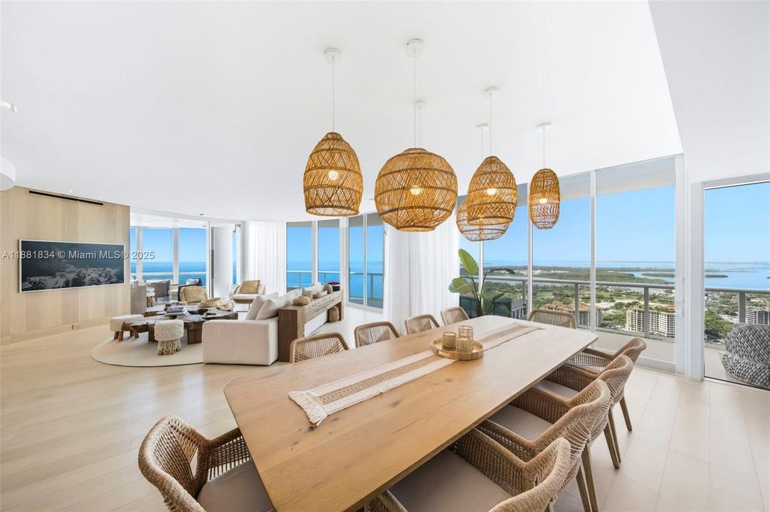 待售: $24,250,000 (4 贝兹, 3 浴室, 5049 平方英尺)