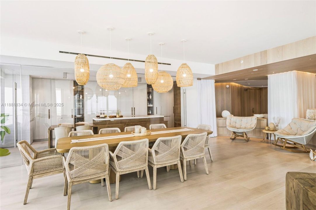 待售: $24,250,000 (4 贝兹, 3 浴室, 5049 平方英尺)