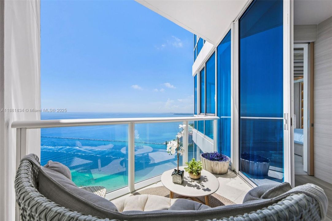 待售: $24,250,000 (4 贝兹, 3 浴室, 5049 平方英尺)