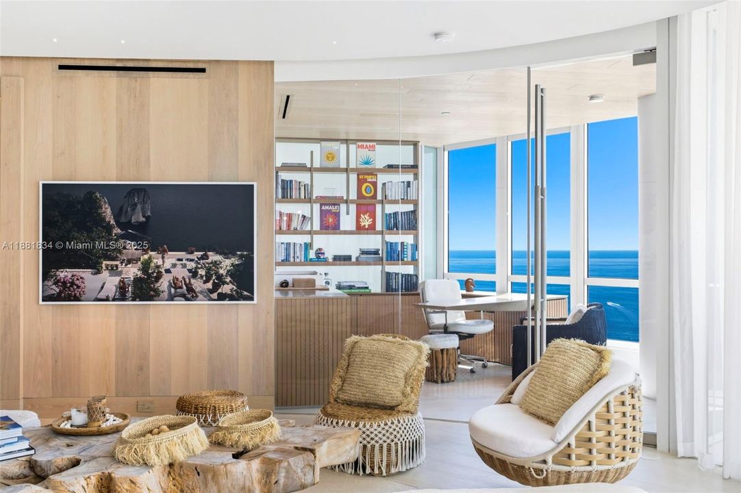 待售: $24,250,000 (4 贝兹, 3 浴室, 5049 平方英尺)