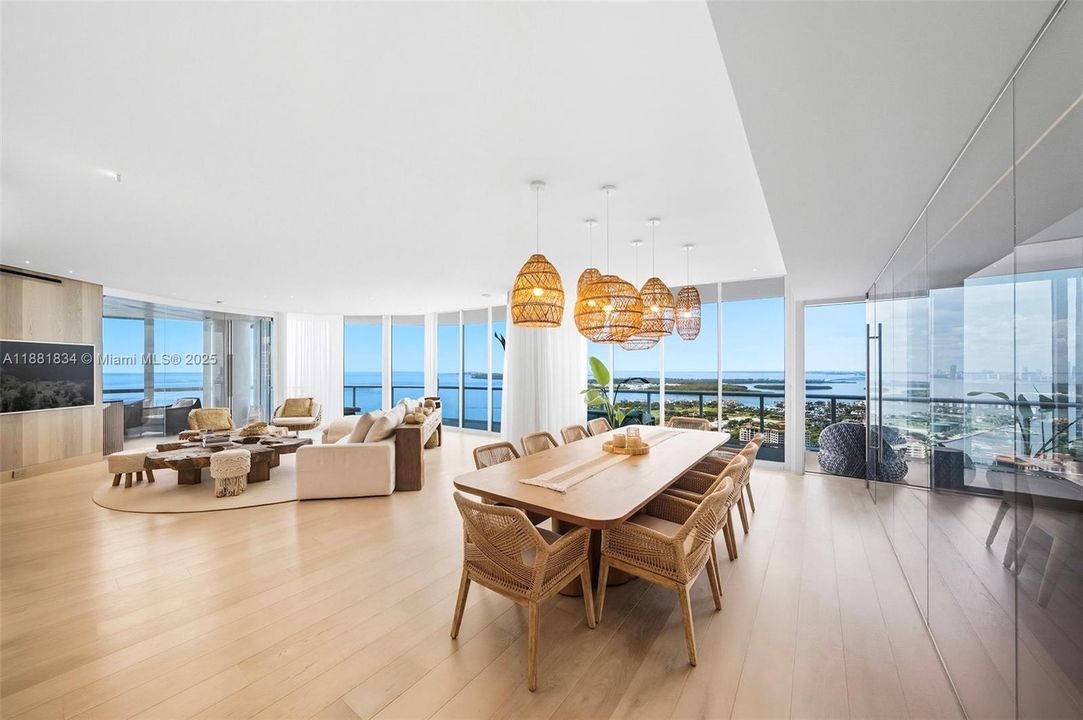 待售: $24,250,000 (4 贝兹, 3 浴室, 5049 平方英尺)