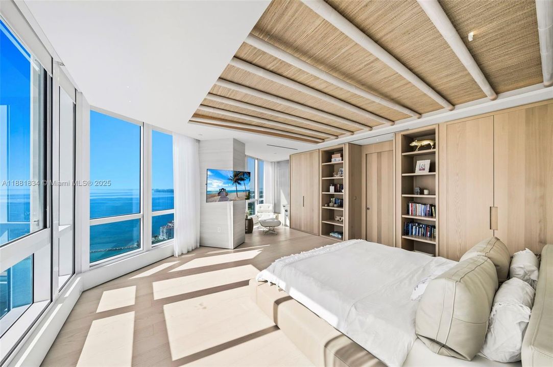 待售: $24,250,000 (4 贝兹, 3 浴室, 5049 平方英尺)