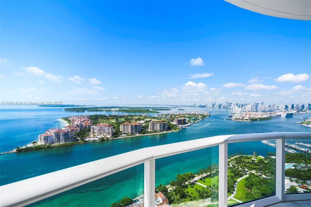 待售: $24,250,000 (4 贝兹, 3 浴室, 5049 平方英尺)