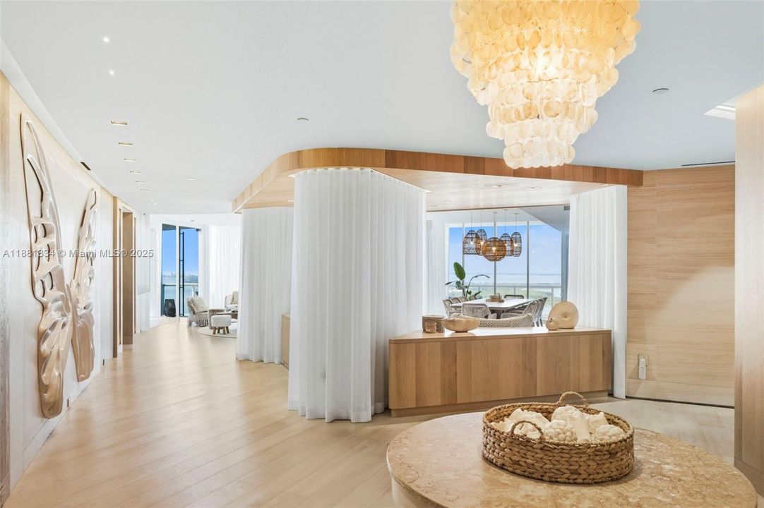 待售: $24,250,000 (4 贝兹, 3 浴室, 5049 平方英尺)