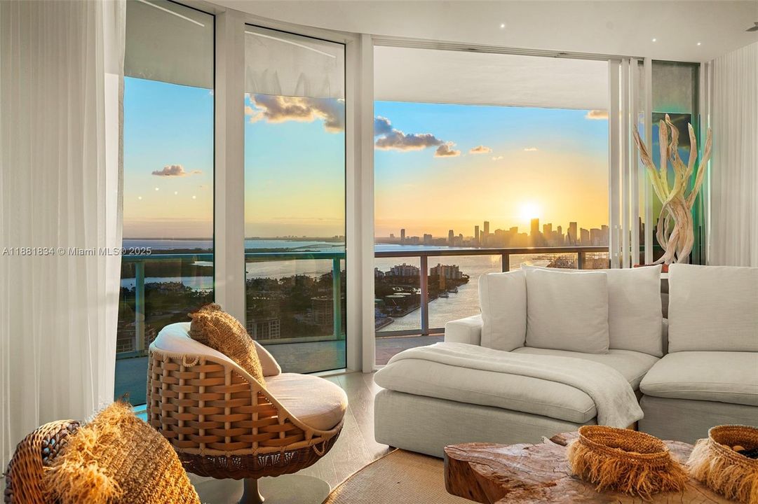 待售: $24,250,000 (4 贝兹, 3 浴室, 5049 平方英尺)