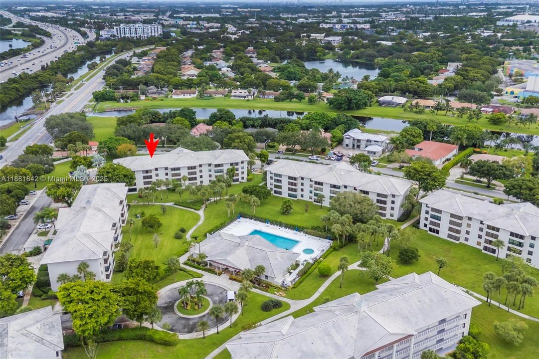 最近售出: $189,999 (2 贝兹, 2 浴室, 1437 平方英尺)