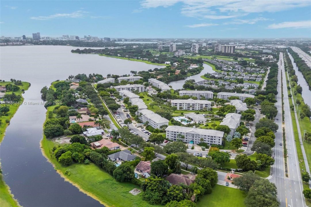 最近售出: $189,999 (2 贝兹, 2 浴室, 1437 平方英尺)