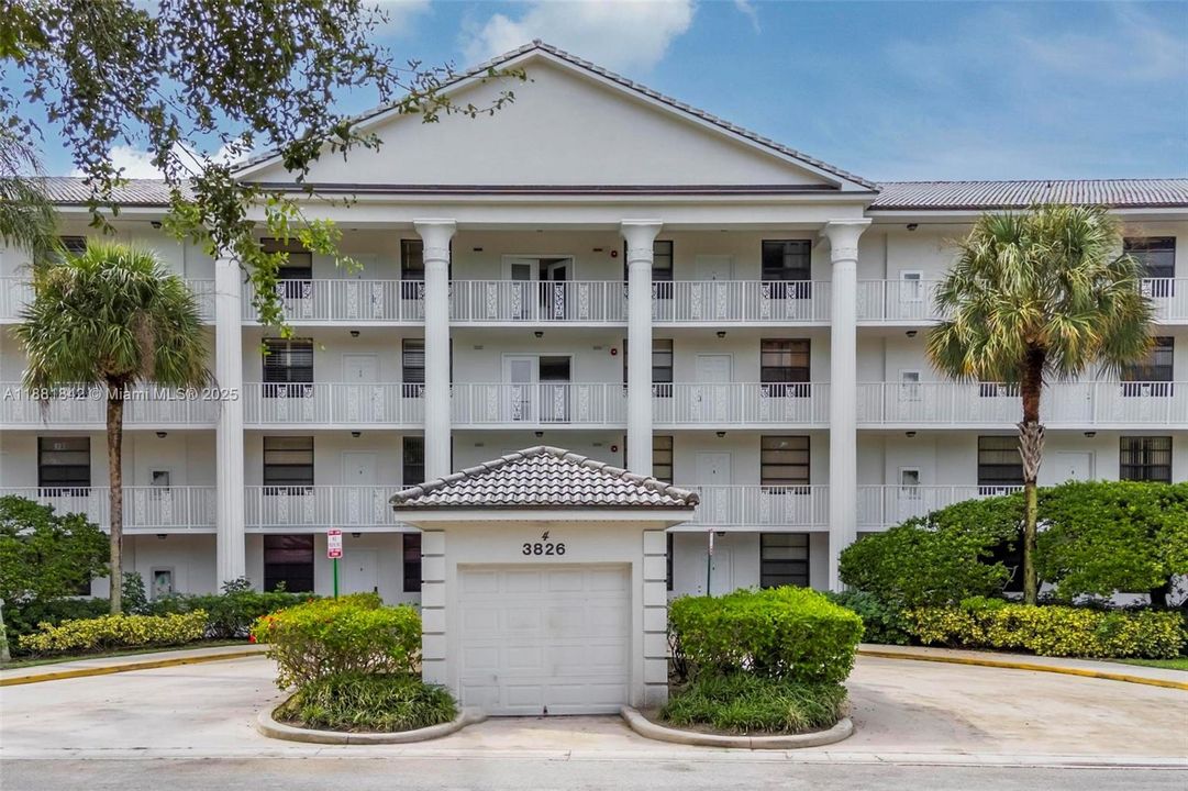 最近售出: $189,999 (2 贝兹, 2 浴室, 1437 平方英尺)