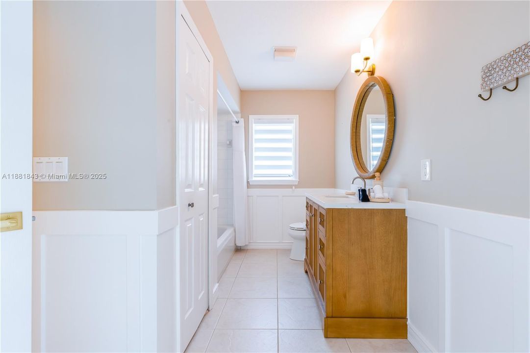 For Sale: $530,000 (3 beds, 2 baths, 1653 Square Feet)