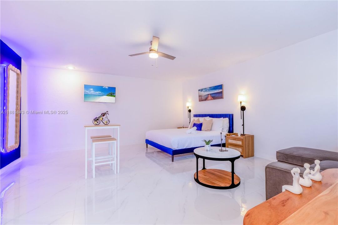 For Sale: $530,000 (3 beds, 2 baths, 1653 Square Feet)