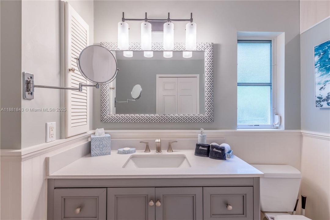 For Sale: $530,000 (3 beds, 2 baths, 1653 Square Feet)