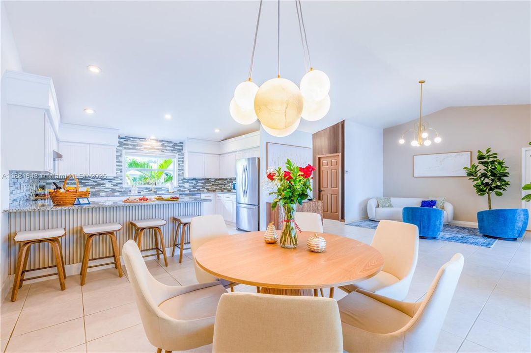 For Sale: $530,000 (3 beds, 2 baths, 1653 Square Feet)