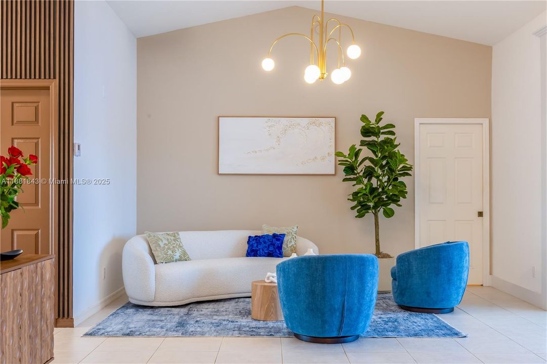 For Sale: $530,000 (3 beds, 2 baths, 1653 Square Feet)