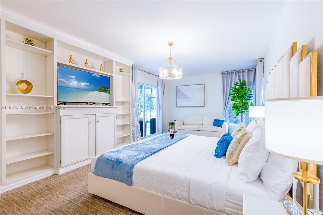 For Sale: $530,000 (3 beds, 2 baths, 1653 Square Feet)