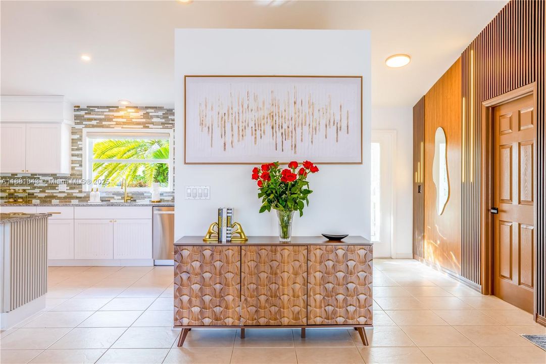 For Sale: $530,000 (3 beds, 2 baths, 1653 Square Feet)