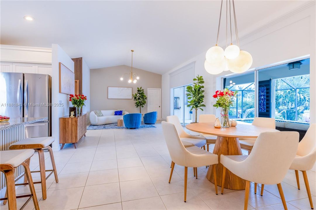 For Sale: $530,000 (3 beds, 2 baths, 1653 Square Feet)