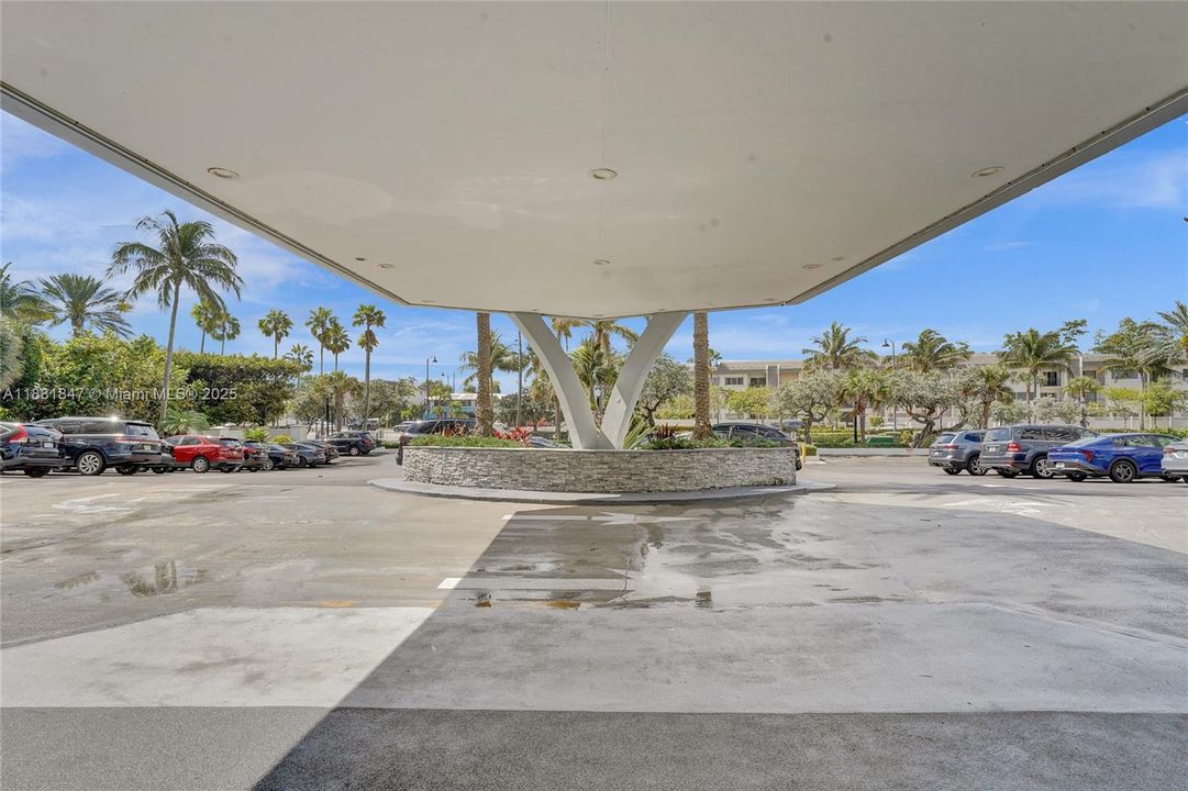 Activo con contrato: $395,000 (1 camas, 1 baños, 950 Pies cuadrados)