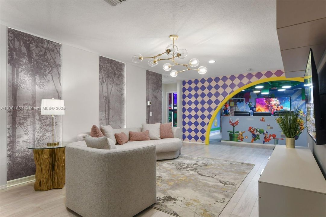 待售: $1,249,000 (9 贝兹, 6 浴室, 4391 平方英尺)