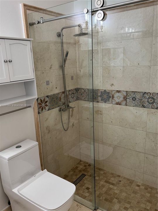 Недавно арендовано: $3,200 (4 спален, 3 ванн, 2065 Квадратных фут)