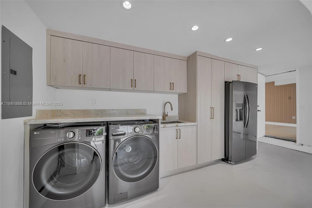 For Sale: $3,500,000 (4 beds, 3 baths, 3219 Square Feet)