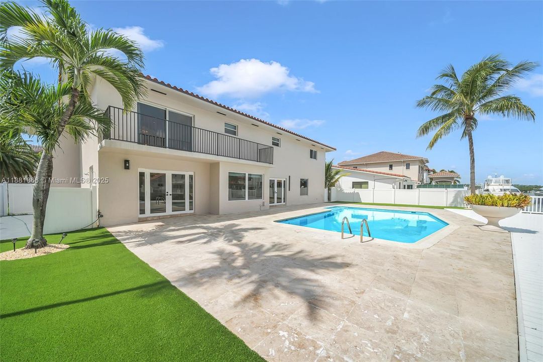 For Sale: $3,500,000 (4 beds, 3 baths, 3219 Square Feet)