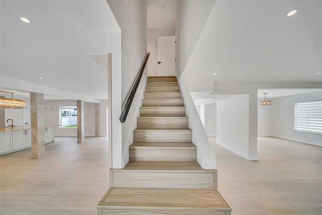 For Sale: $3,500,000 (4 beds, 3 baths, 3219 Square Feet)