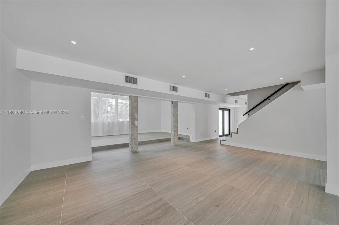 For Sale: $3,500,000 (4 beds, 3 baths, 3219 Square Feet)