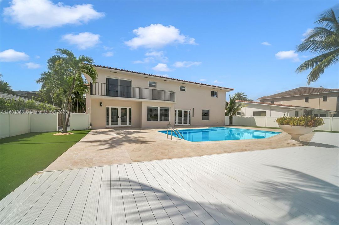 For Sale: $3,500,000 (4 beds, 3 baths, 3219 Square Feet)