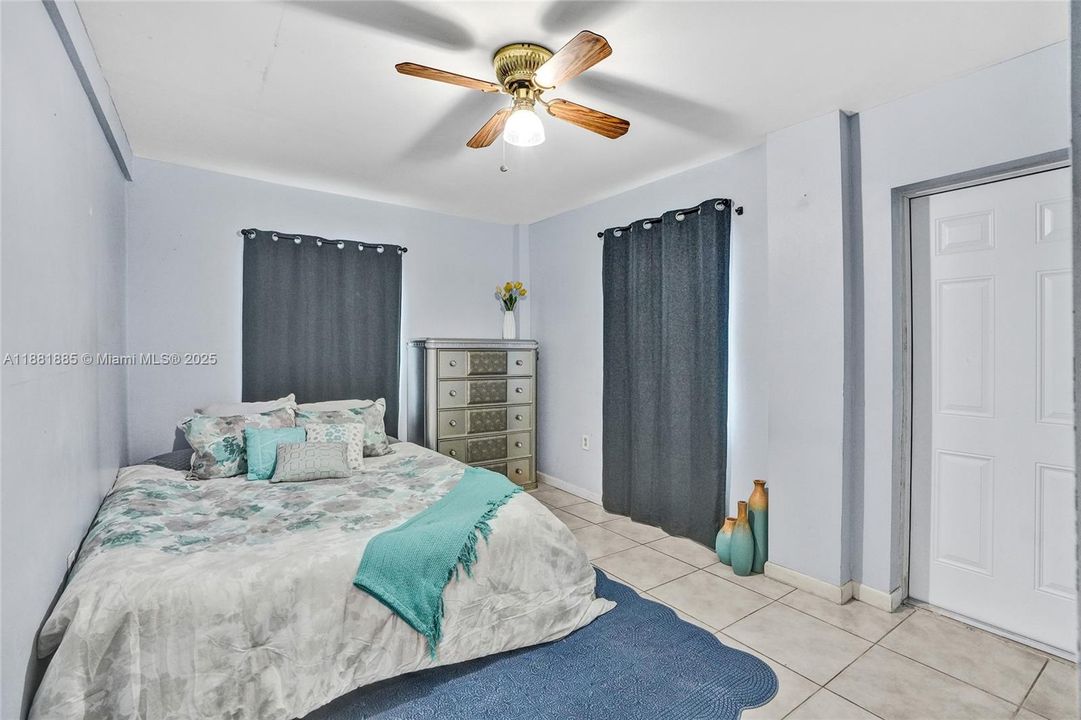 Active With Contract: $665,000 (3 beds, 2 baths, 1852 Square Feet)