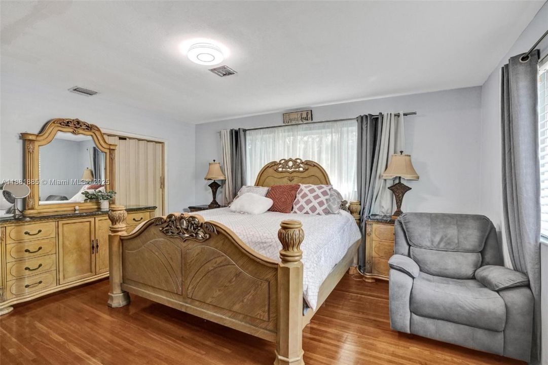 Active With Contract: $665,000 (3 beds, 2 baths, 1852 Square Feet)