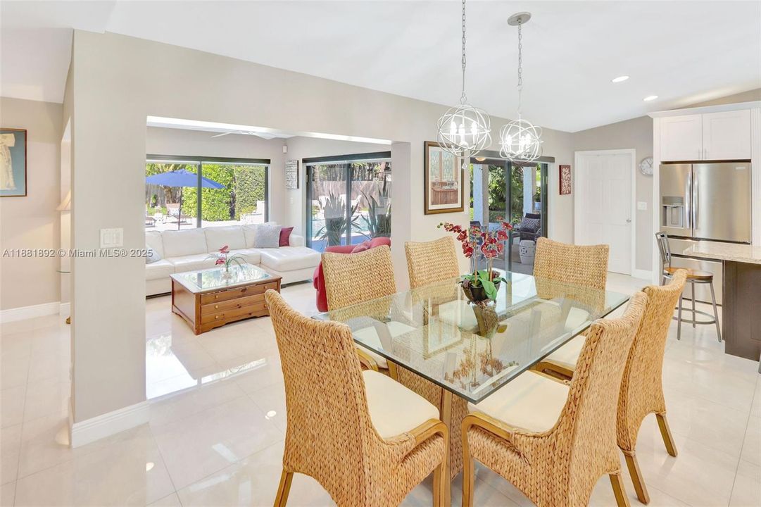 Recently Sold: $1,390,000 (5 beds, 3 baths, 2986 Square Feet)