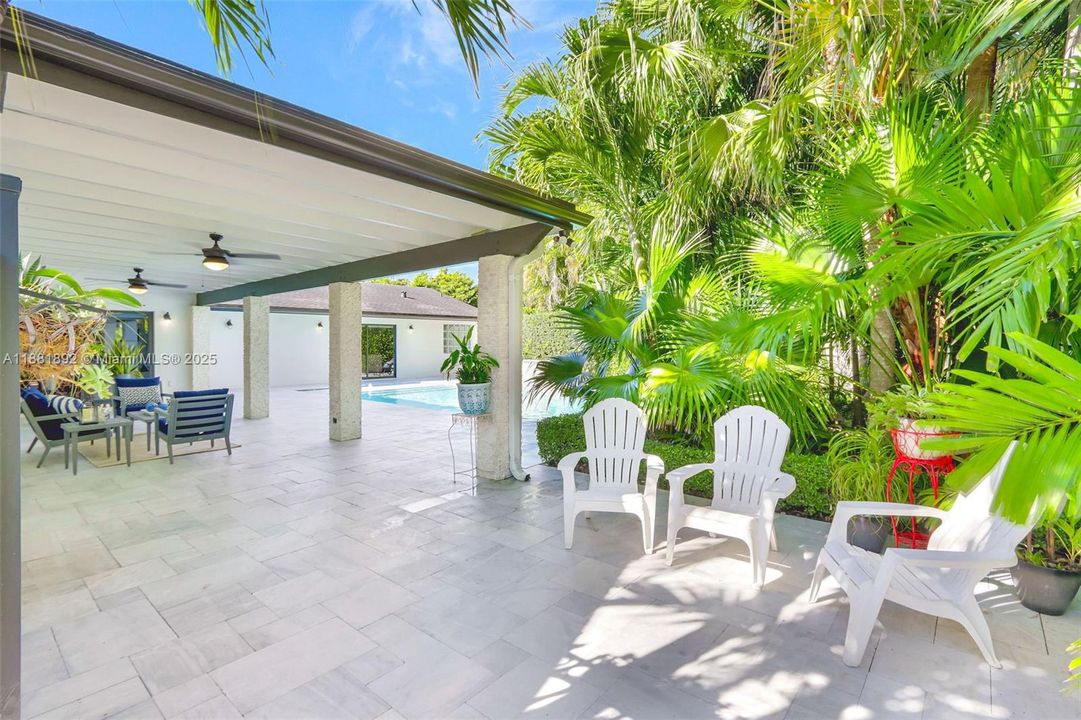 Recently Sold: $1,390,000 (5 beds, 3 baths, 2986 Square Feet)