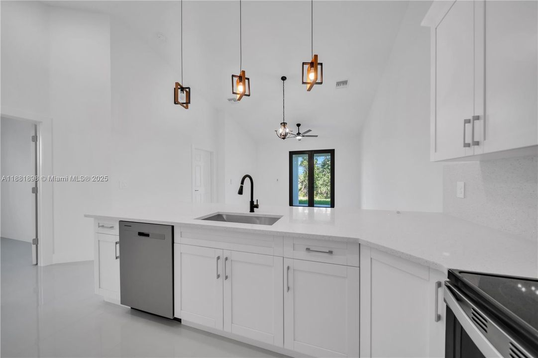 En Venta: $550,000 (0 camas, 0 baños, 0 Pies cuadrados)