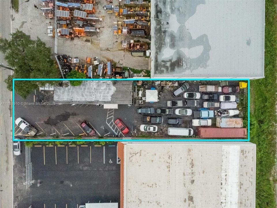 На продажу: $950,000 (0 спален, 0 ванн, 0 Квадратных фут)