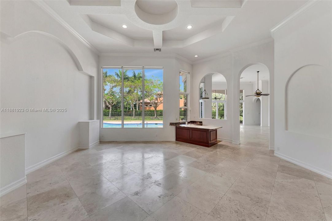 В аренду: $10,500 (6 спален, 4 ванн, 4246 Квадратных фут)