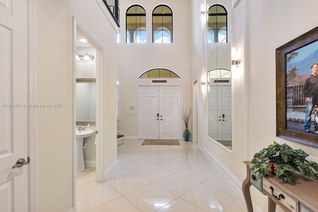 For Sale: $1,750,000 (5 beds, 4 baths, 4160 Square Feet)