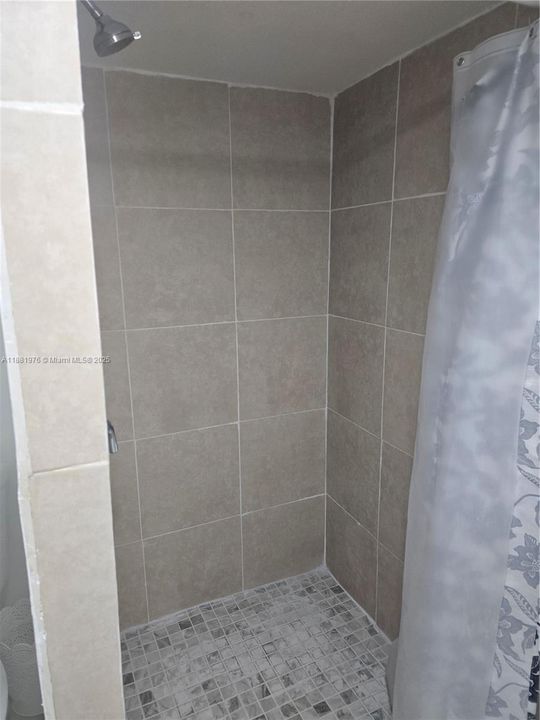 Недавно арендовано: $1,100 (0 спален, 1 ванн, 832 Квадратных фут)