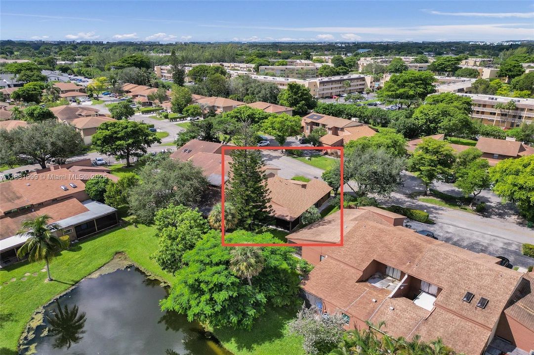 Active With Contract: $345,000 (2 beds, 2 baths, 1151 Square Feet)