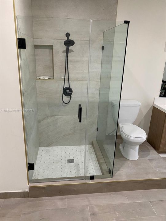 Недавно арендовано: $1,400 (1 спален, 1 ванн, 400 Квадратных фут)